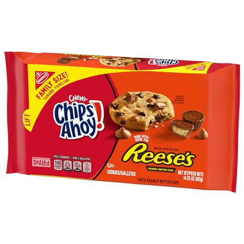CHIPS AHOY! Galletas masticables con chispas de chocolate con Reese's Peanut Butter Cups, tamaño familiar, 14.25 oz