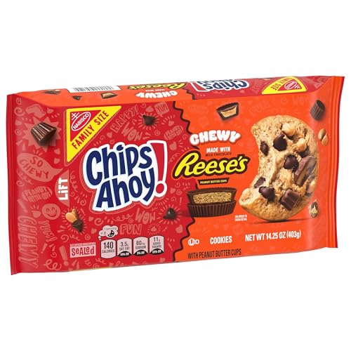 CHIPS AHOY! Galletas masticables con chispas de chocolate con Reese's Peanut Butter Cups, tamaño familiar, 14.25 oz